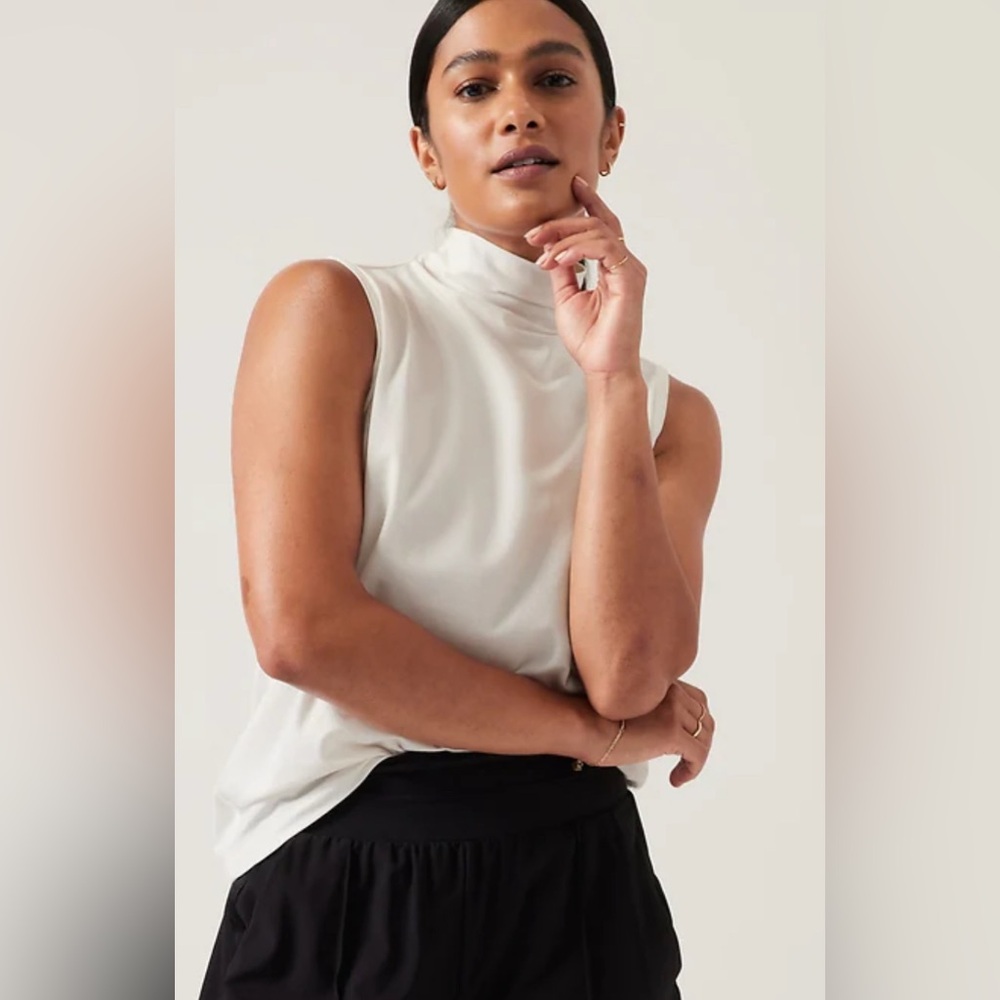 Athleta Sleeveless Mock Neck Tank Top in Off-White and Black
